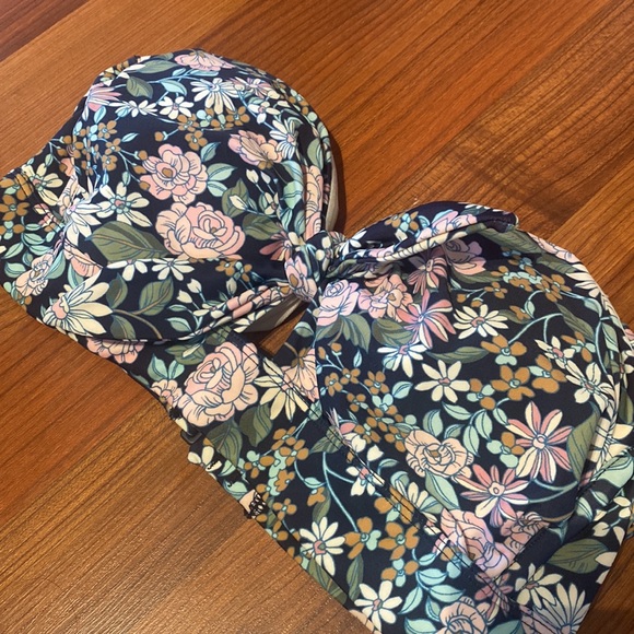 Bikini top - Picture 2 of 3